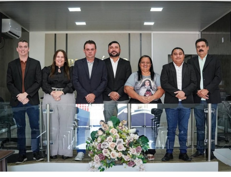 Vereadores participam da primeira sesso ordinria do segundo perodo legislativo de 2025 na cmara de Malta-PB